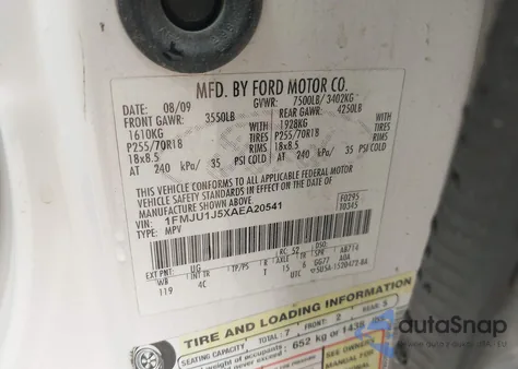 2010 Ford Expedition Eddie Bauer/King Ranch z USA, uszkodzony, nr VIN 1FMJU1J5XAEA20541